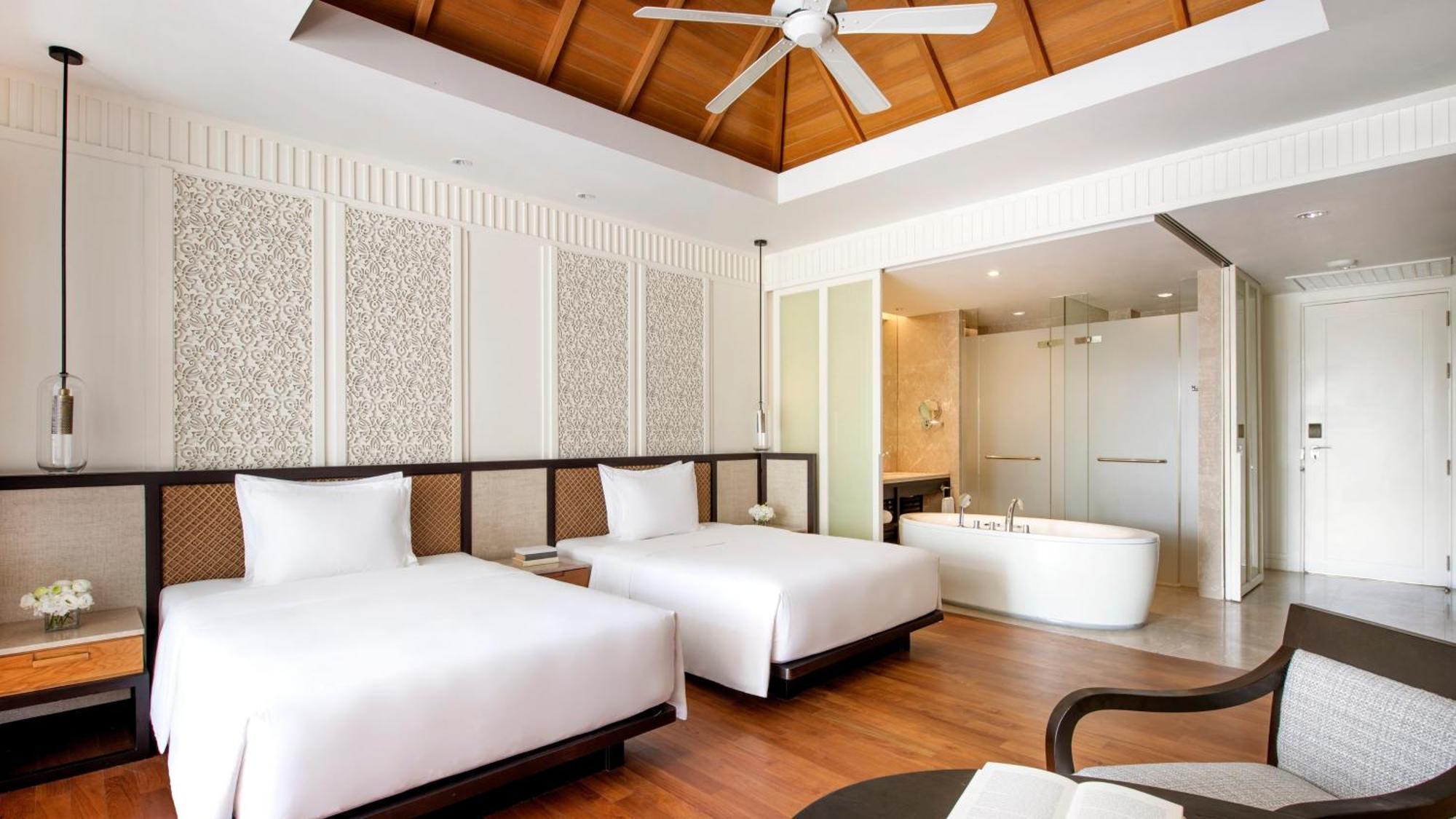 Intercontinental By Ihg Resor 5*
